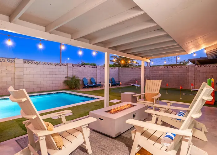 Holiday home Oldtown Paradisewalking Distanceputting Greenmovieprojectorhottub