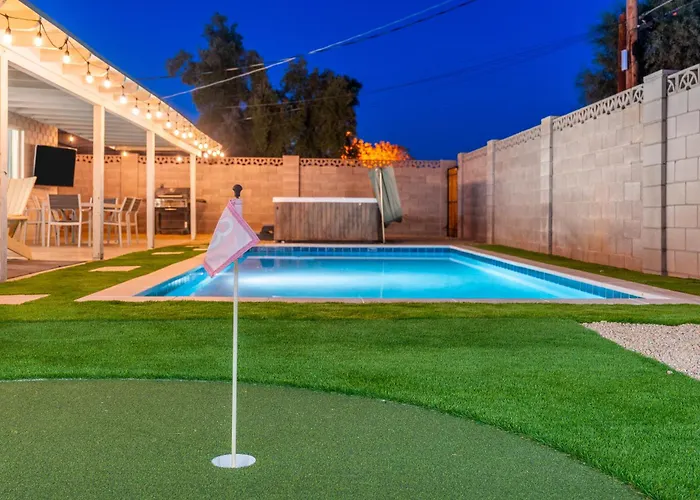 Oldtown Paradisewalking Distanceputting Greenmovieprojectorhottub *