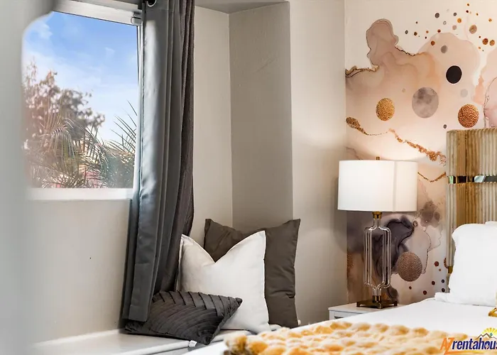 Holiday home Oldtown Paradisewalking Distanceputting Greenmovieprojectorhottub Scottsdale